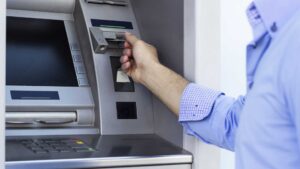 Лимит за повлекување од банкомат до 2021 година
