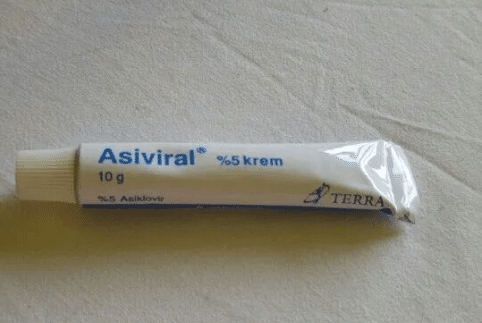 asiviral سړه زخم کریم